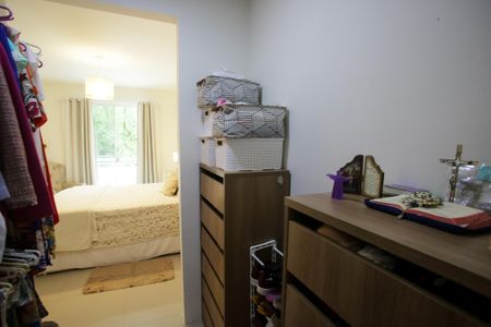 Casa à venda com 117m², 3 quartos e 2 vagasCloset da Suíte