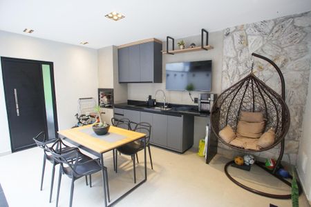 Casa à venda com 117m², 3 quartos e 2 vagasÁrea Gourmet