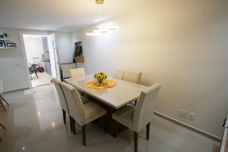 Casa à venda com 117m², 3 quartos e 2 vagasSala de Jantar