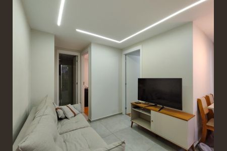 Sala de apartamento para alugar com 2 quartos, 38m² em São Francisco Xavier, Rio de Janeiro