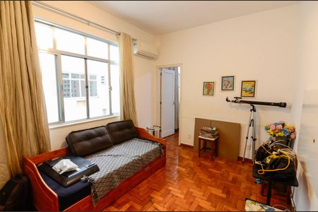 Sala de apartamento à venda com 1 quarto, 60m² em Tijuca, Rio de Janeiro