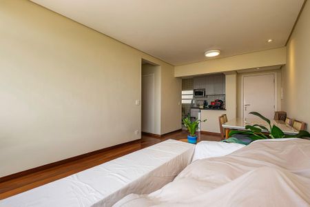 Sala de apartamento para alugar com 2 quartos, 75m² em Vila Romana, São Paulo