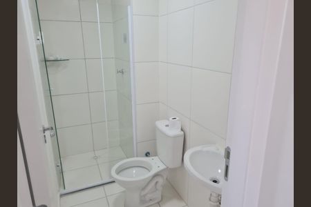 Banheiro Social de apartamento para alugar com 2 quartos, 35m² em Jardim Peri Peri, São Paulo