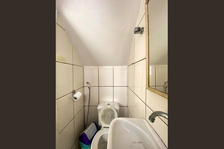 Casa à venda com 260m², 6 quartos e 4 vagasBanheiro