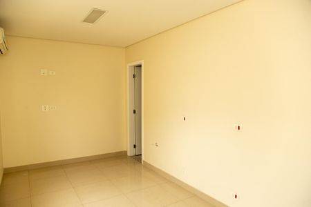 Casa à venda com 260m², 6 quartos e 4 vagasQuarto 5