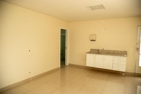 Casa à venda com 260m², 6 quartos e 4 vagasQuarto 2