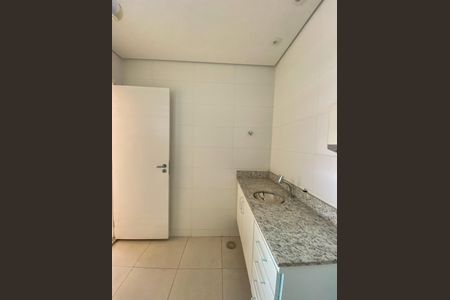 Casa à venda com 260m², 6 quartos e 4 vagasBanheiro da Suíte