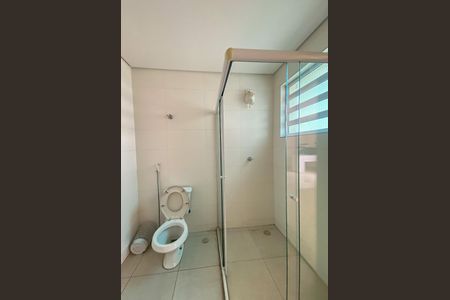Casa à venda com 260m², 6 quartos e 4 vagasBanheiro da Suíte