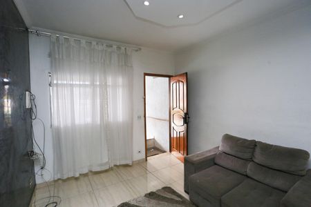 Sala  de casa para alugar com 3 quartos, 5m² em Parque Pinheiros, Taboão da Serra