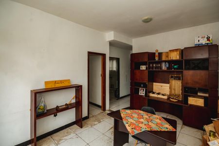 Casa para alugar com 2 quartos, 58m² em Serrano, Belo Horizonte