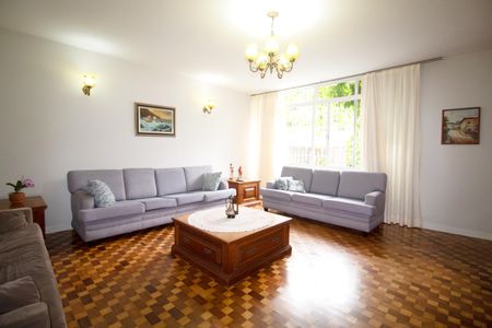 Casa à venda com 5 quartos, 200m² em Vila Madalena, São Paulo