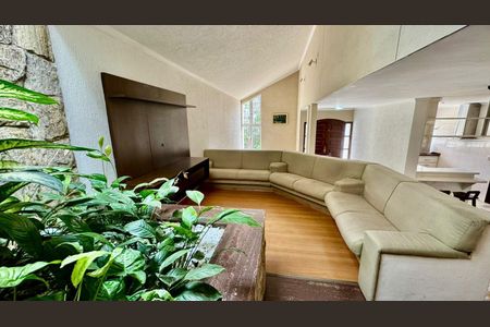Casa à venda com 3 quartos, 210m² em Vila Maringa, Jundiaí
