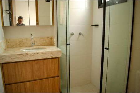 Apartamento para alugar com 97m², 2 quartos e 1 vaga Apartamento para alugar com 97m², 2 quartos e 1 vagaBanheiro da Suíte 1