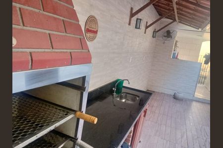 Casa à venda com 4 quartos, 210m² em Fonseca, Niterói