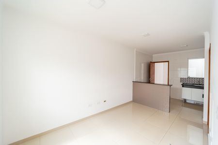 Sala de casa de condomínio para alugar com 2 quartos, 60m² em Vila Paranagua, São Paulo