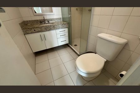 Apartamento para alugar com 70m², 2 quartos e 1 vaga Apartamento para alugar com 70m², 2 quartos e 1 vagaBanheiro Social