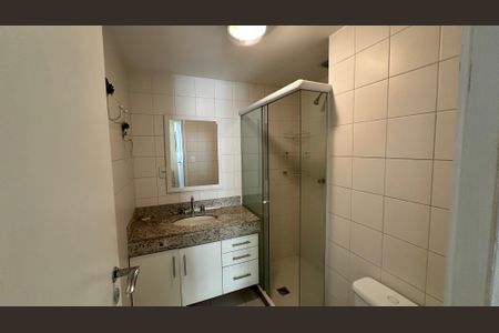 Apartamento para alugar com 70m², 2 quartos e 1 vaga Apartamento para alugar com 70m², 2 quartos e 1 vagaBanheiro Social