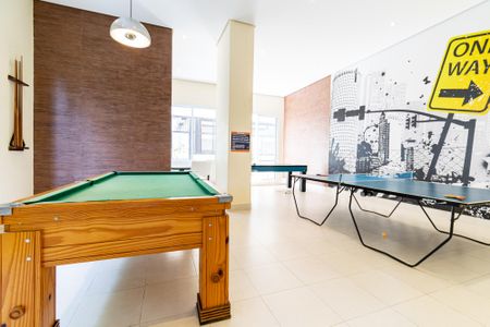 Apartamento à venda com 74m², 2 quartos e 1 vaga Apartamento à venda com 74m², 2 quartos e 1 vagaSalão de jogos