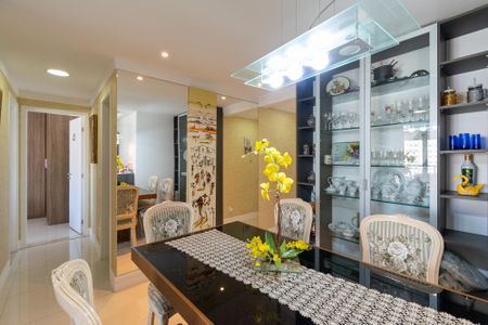 Sala  de apartamento à venda com 2 quartos, 74m² em Jardim Prudência, São Paulo