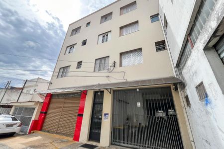 Apartamento à venda com 69m², 2 quartos e 1 vagaFachada + plaquinha