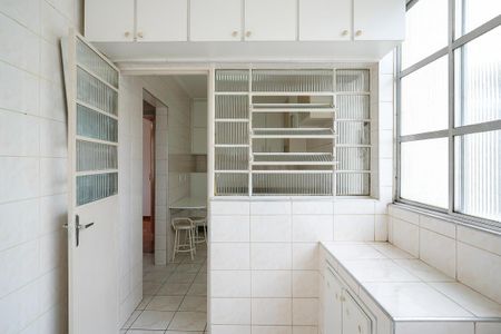 Apartamento à venda com 69m², 2 quartos e 1 vagaÁrea de serviço