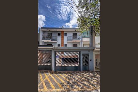 Apartamento para alugar com 70m², 2 quartos e 1 vagaFachada