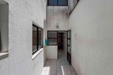 Apartamento para alugar com 70m², 2 quartos e 1 vagaQuintal Interno