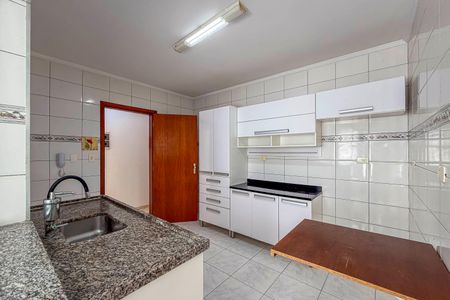 Apartamento para alugar com 70m², 2 quartos e 1 vagaCozinha