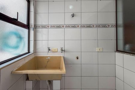 Apartamento para alugar com 70m², 2 quartos e 1 vagaÁrea de Serviço