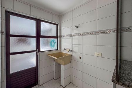 Apartamento para alugar com 70m², 2 quartos e 1 vagaÁrea de Serviço