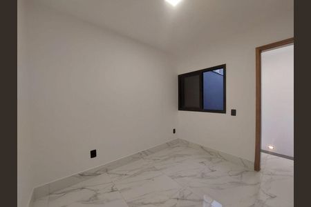 Casa à venda com 2 quartos, 67m² em Artur Alvim, São Paulo