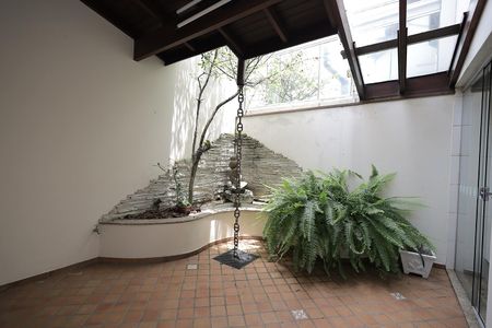 Casa à venda com 250m², 3 quartos e 3 vagasChurrasqueira