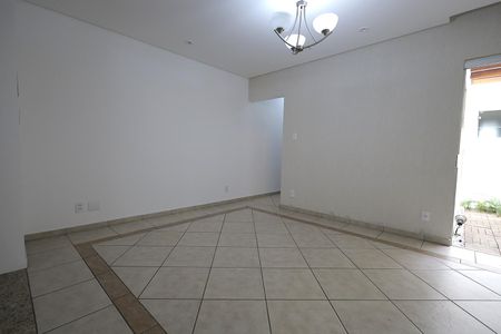 Casa à venda com 250m², 3 quartos e 3 vagasSala de Jantar