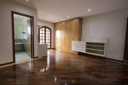 Casa à venda com 250m², 3 quartos e 3 vagasQuarto Suíte 3
