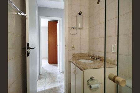 Apartamento para alugar com 93m², 3 quartos e 2 vagas Apartamento para alugar com 93m², 3 quartos e 2 vagasBanheiro Social