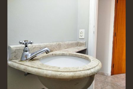 Apartamento para alugar com 93m², 3 quartos e 2 vagas Apartamento para alugar com 93m², 3 quartos e 2 vagasLavabo