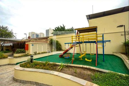 Apartamento para alugar com 93m², 3 quartos e 2 vagas Apartamento para alugar com 93m², 3 quartos e 2 vagasÁrea comum - Playground