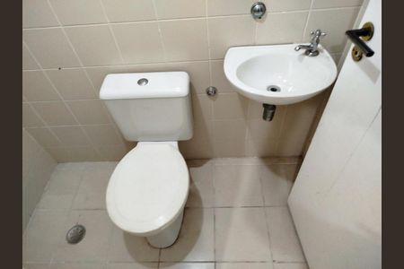 Apartamento para alugar com 93m², 3 quartos e 2 vagas Apartamento para alugar com 93m², 3 quartos e 2 vagasBanheiro de Serviço