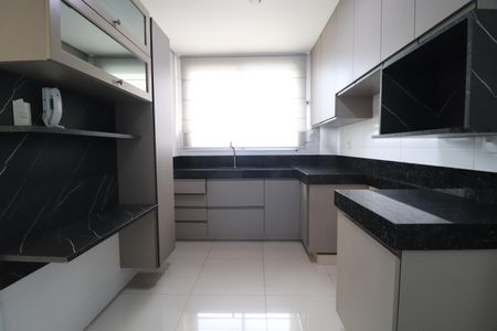 Apartamento para alugar com 96m², 3 quartos e 2 vagasCozinha