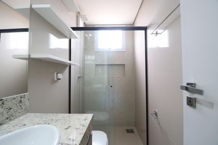Apartamento para alugar com 96m², 3 quartos e 2 vagasBanheiro Social