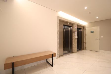 Apartamento para alugar com 96m², 3 quartos e 2 vagasÁrea comum - Elevador