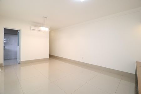 Apartamento para alugar com 96m², 3 quartos e 2 vagasSala