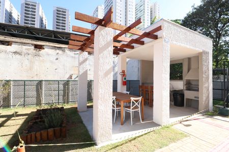 Apartamento para alugar com 42m², 2 quartos e sem vagaÁrea comum - Churrasqueira
