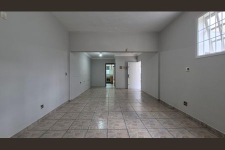 Casa para alugar com 350m², 3 quartos e 4 vagasÁrea de Serviço