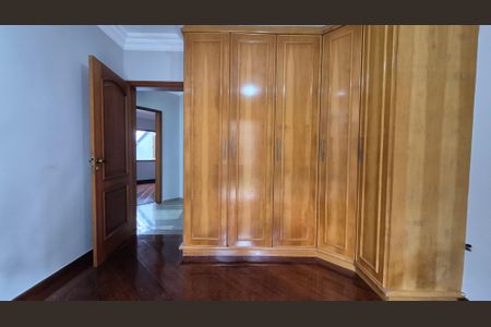 Casa para alugar com 350m², 3 quartos e 4 vagasQuarto 2