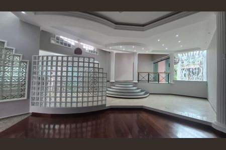 Sala de casa para alugar com 3 quartos, 350m² em Campestre, Santo André