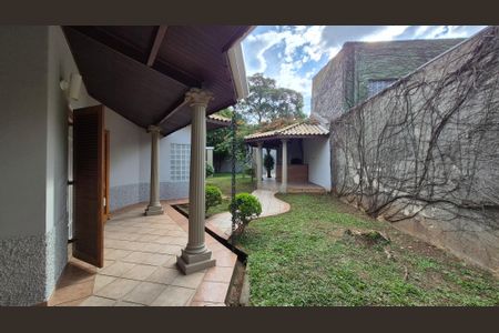Casa para alugar com 350m², 3 quartos e 4 vagasÁrea Externa