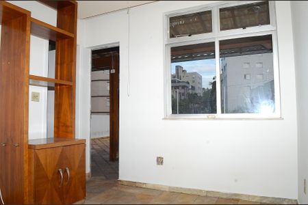 Apartamento à venda com 200m², 3 quartos e 3 vagasSuíte 2