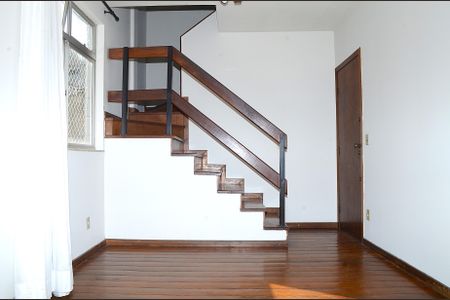 Apartamento à venda com 200m², 3 quartos e 3 vagasSala