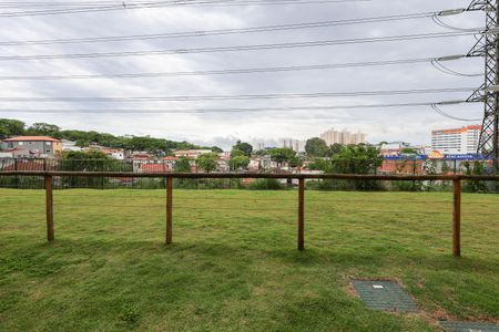 Vista do Quarto 1 de apartamento para alugar com 2 quartos, 40m² em Jardim Taboao, São Paulo